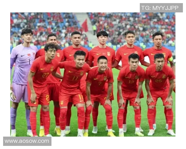 中国国奥队迎战斯洛文尼亚队全力争胜展现青春风采